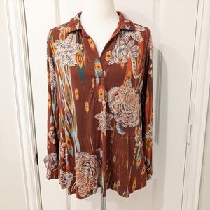 Johnny Was Feather Long Sleeve Swing Polo Top Size Medium.